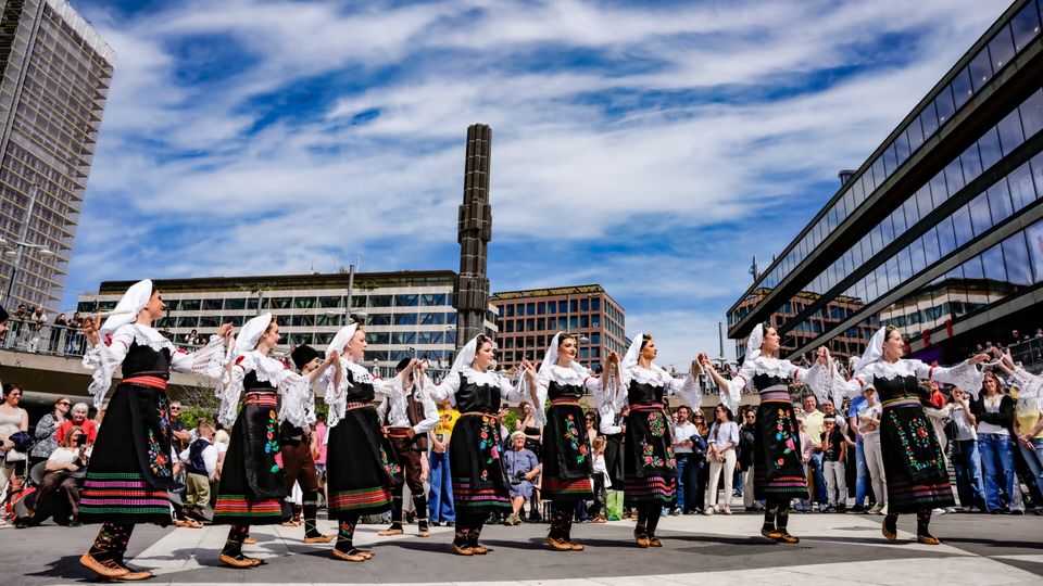 Serbian Folk Dance — photo 109