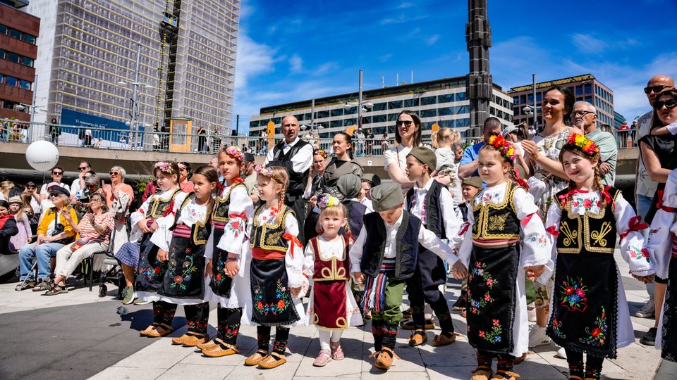 Serbian Folk Dance — photo 14
