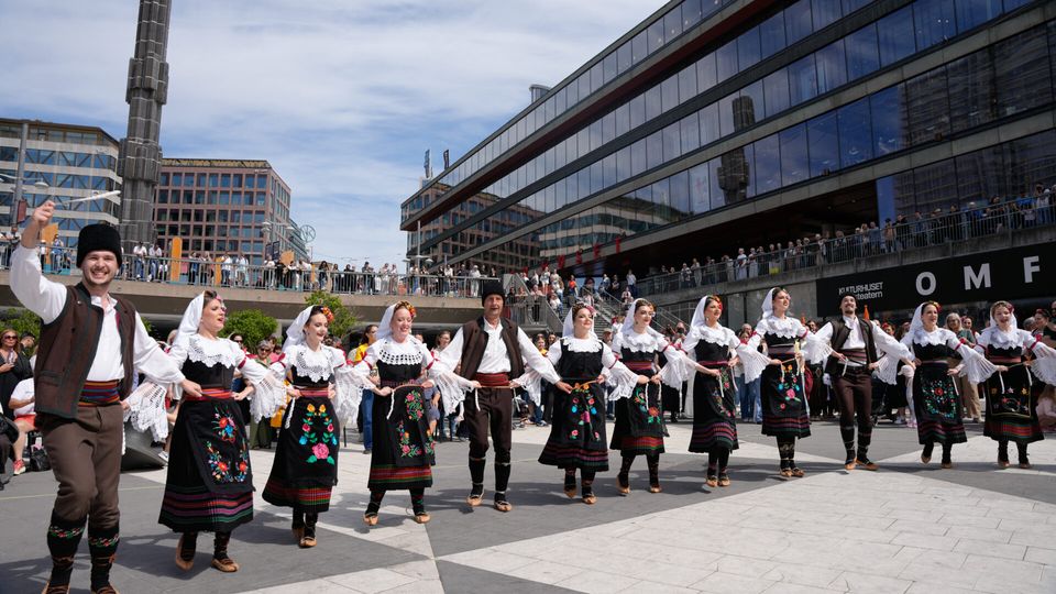 Serbian Folk Dance — photo 152
