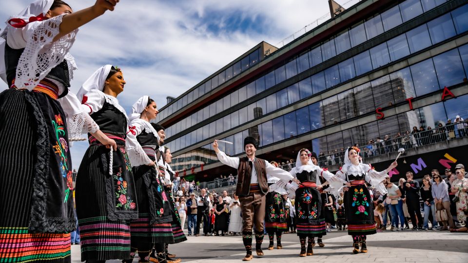 Serbian Folk Dance — photo 153