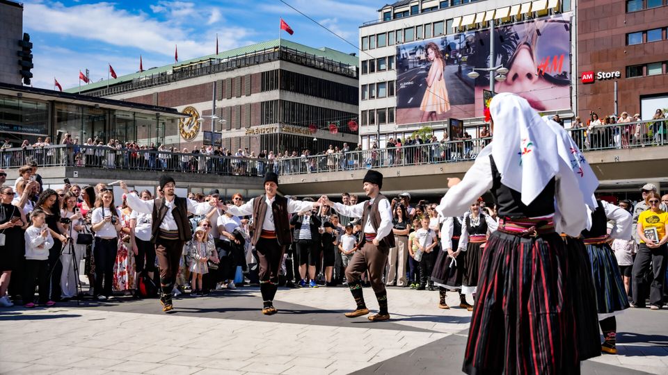 Serbian Folk Dance — photo 28