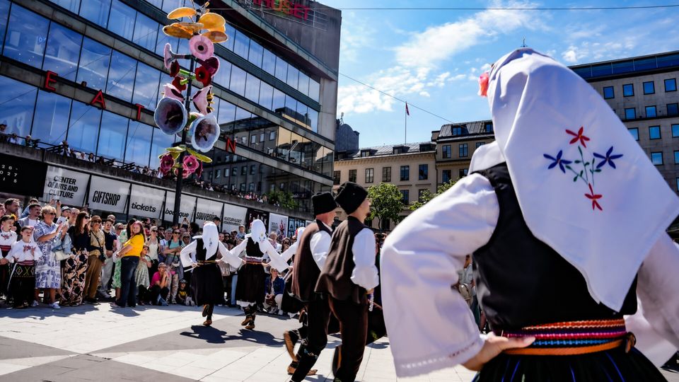 Serbian Folk Dance — photo 31