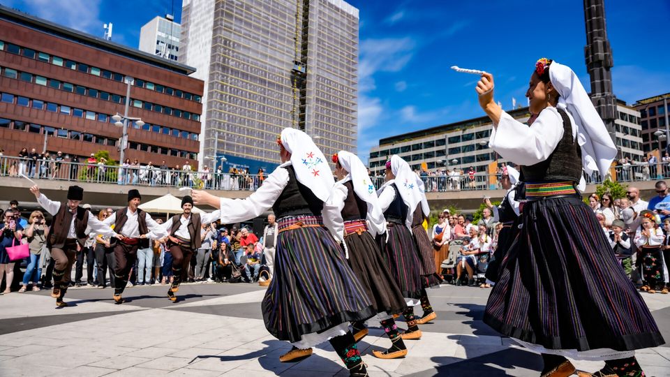 Serbian Folk Dance — photo 42