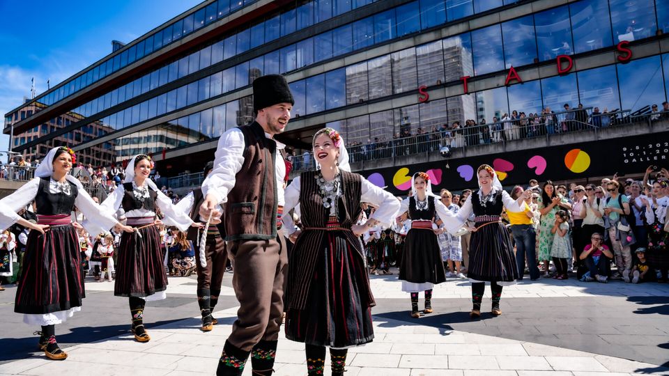 Serbian Folk Dance — photo 45